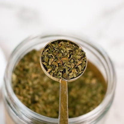 Loose leaf, by the scoop